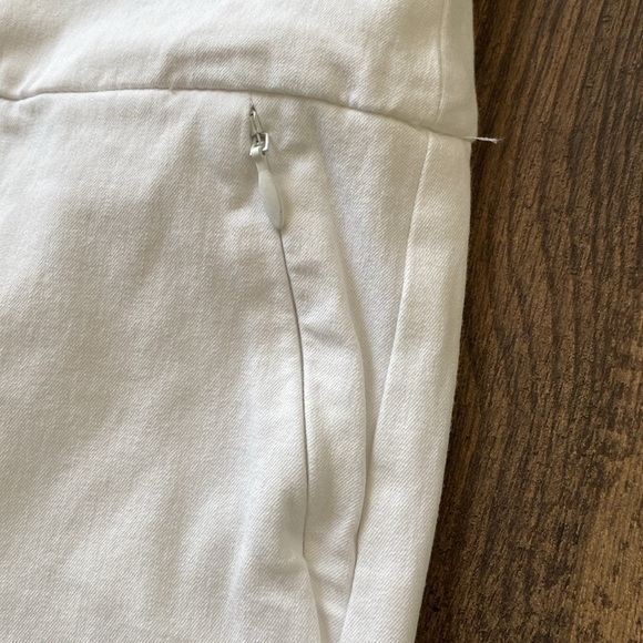 PM Soft Surroundings Essential Superla white trousers - Picture 8 of 11